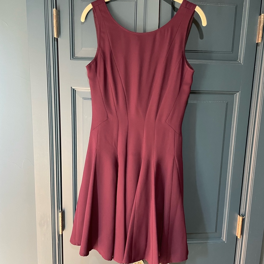 Theory dark purple dress Flowy skirt excellent condition Neiman Marcus size 4